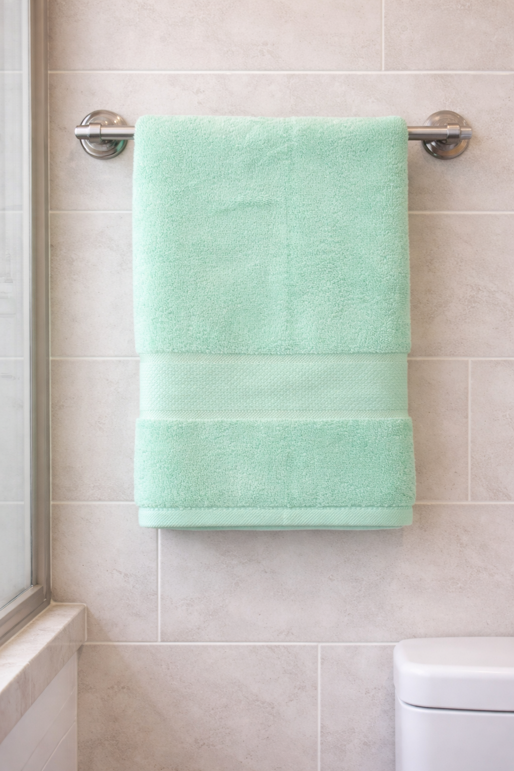 Luxour Bath Towel