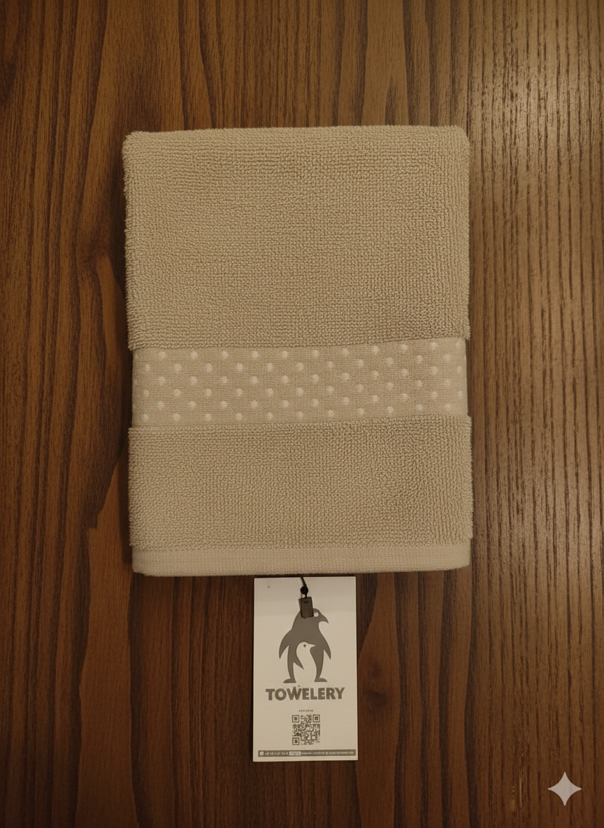 Daisy Hand Towel